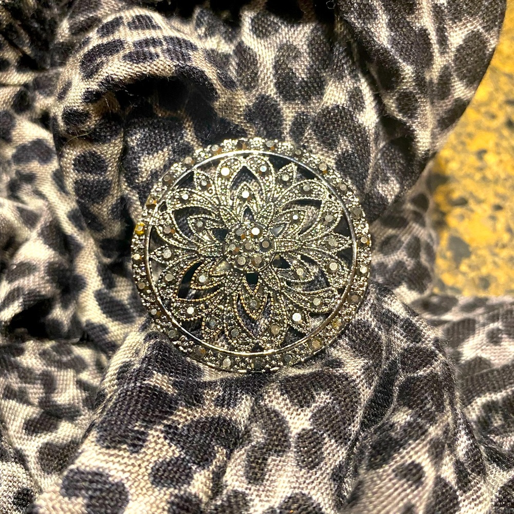 Scarf charm. NWOT